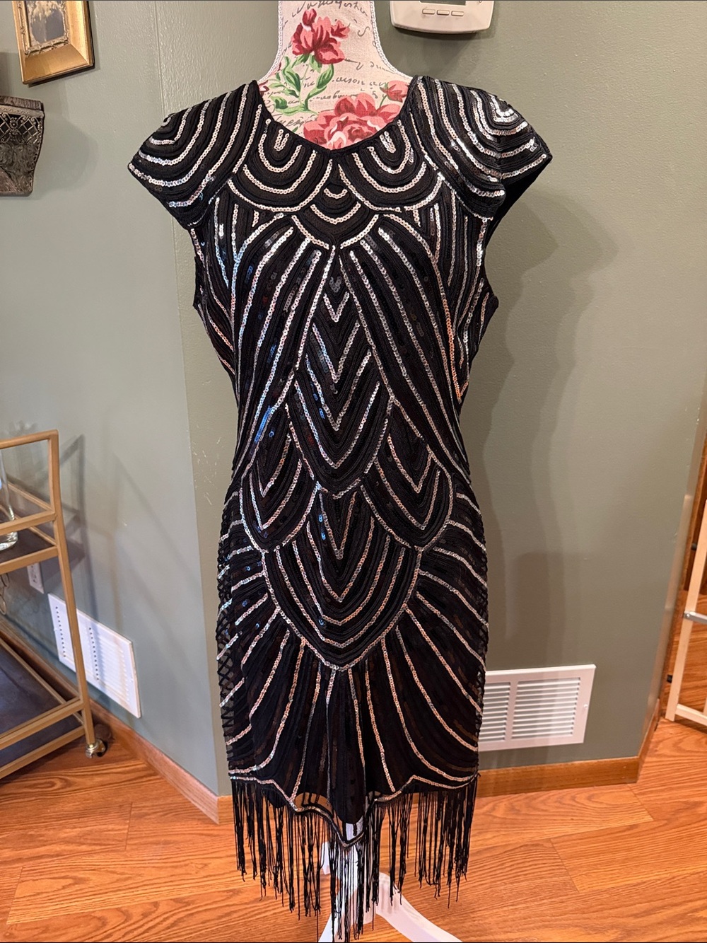 Black Flapper style Dress with Silver Sequin Art Deco Design size XL